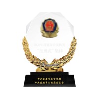 警察礼品专供，公安部礼品定制，警徽收藏纪念品，警察退休纪念物